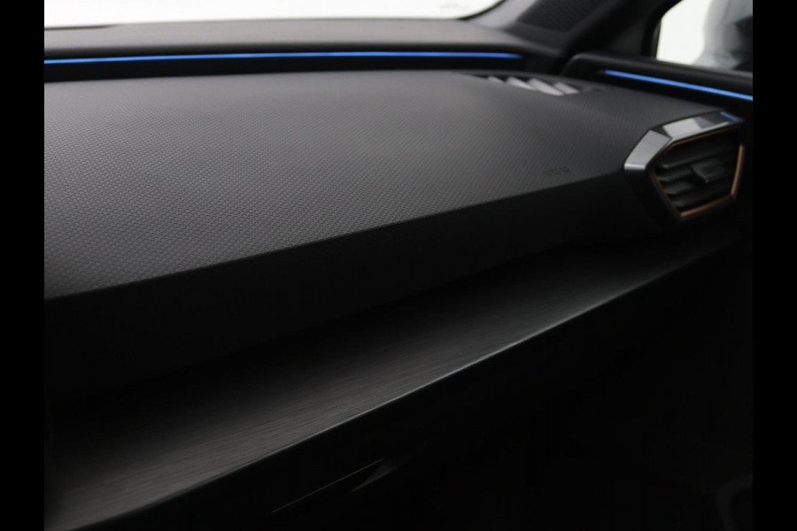 CUPRA Leon 1.4 e-Hybrid | Stoel & stuurverwarming | Carplay | Adaptive cruise | Camera | Navigatie | Sfeerverlichting | Full LED | Keyless | PHEV