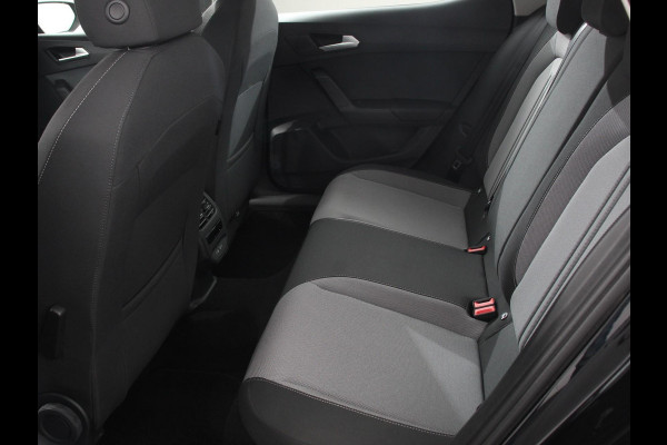 Seat Leon 1.0 eTSI 110pk DSG Style Navigatie Apple Carplay/ Android Auto Camera Parkeersensoren Stoel- en stuurverwarming Cruise Control Virtual Cockpit Climate Control