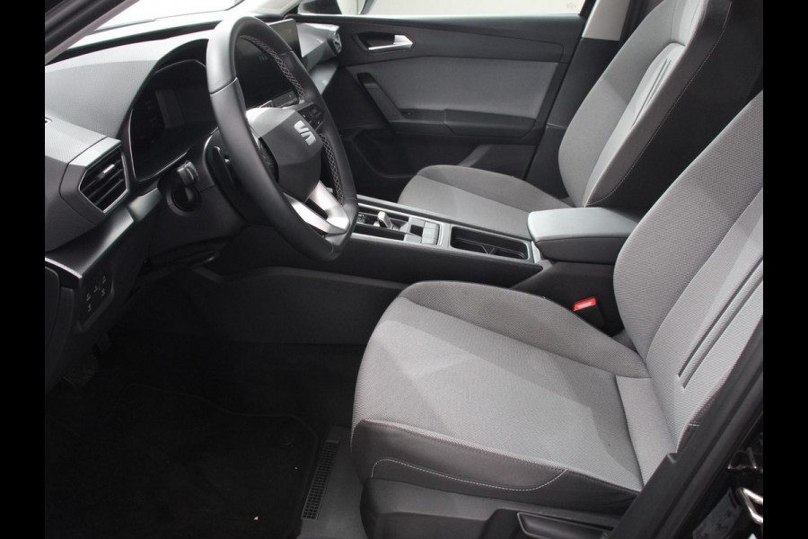 Seat Leon 1.0 eTSI 110pk DSG Style Navigatie Apple Carplay/ Android Auto Camera Parkeersensoren Stoel- en stuurverwarming Cruise Control Virtual Cockpit Climate Control