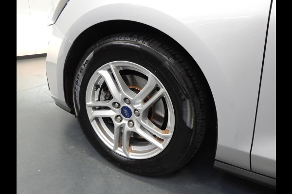 Ford FOCUS Wagon 1.0 EcoBoost Hybrid Trend Business NAVI/CAMERA/LED/TREKHAAK/16"LMV!