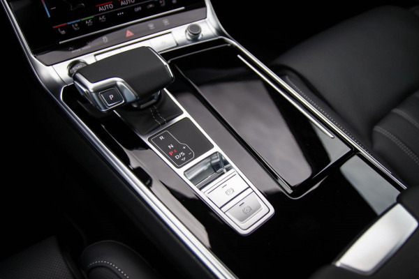 Audi A6 Avant 55 TFSI e Quattro Competition S line Edition 367pk Automaat|Panoramadak|Virtual Cockpit|Leder+Memory|HD Matrix|Black