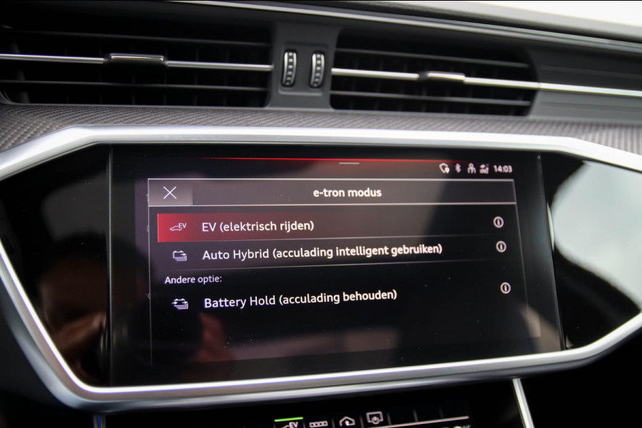 Audi A6 Avant 55 TFSI e Quattro Competition S line Edition 367pk Automaat|Panoramadak|Virtual Cockpit|Leder+Memory|HD Matrix|Black