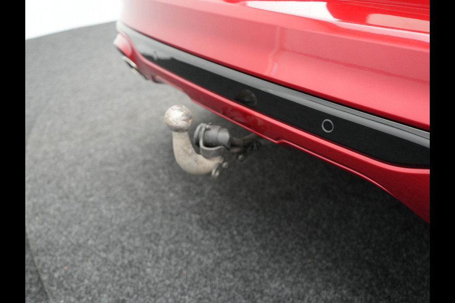 Ford Kuga 2.5 Vignale Plug In Hybrid 225pk PHEV | Trekhaak af Fabriek | Adaptive Cruise | Lederen Sportstoelen Memory | B&O Sound | Keyless | Head Up | 19"L.M |  Stuur & Stoelverwarming |