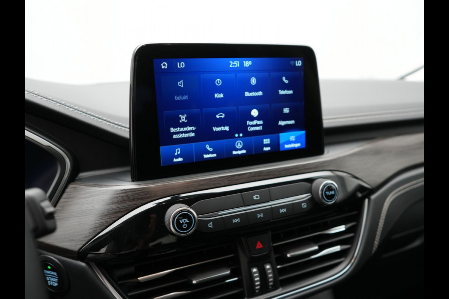 Ford Kuga 2.5 Vignale Plug In Hybrid 225pk PHEV | Trekhaak af Fabriek | Adaptive Cruise | Lederen Sportstoelen Memory | B&O Sound | Keyless | Head Up | 19"L.M |  Stuur & Stoelverwarming |