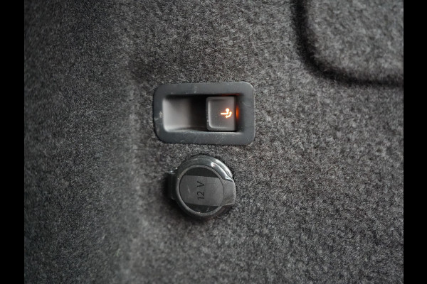 Seat Tarraco 1.4 TSI e-Hybrid FR Plug In Hybrid 245pk Dealer O.H PHEV | Trekhaak af Fabriek | Lederen Sportstoelen Memory | Adaptive Cruise | 19"L.M | Parkassist & Camera | Virtual | Keyless | Stuurverwarming |