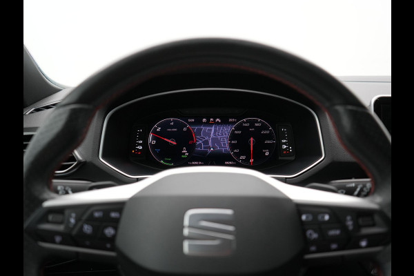 Seat Tarraco 1.4 TSI e-Hybrid FR Plug In Hybrid 245pk Dealer O.H PHEV | Trekhaak af Fabriek | Lederen Sportstoelen Memory | Adaptive Cruise | 19"L.M | Parkassist & Camera | Virtual | Keyless | Stuurverwarming |