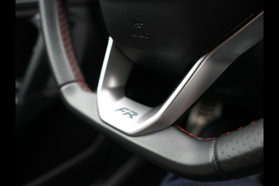 Seat Tarraco 1.4 TSI e-Hybrid FR Plug In Hybrid 245pk Dealer O.H PHEV | Trekhaak af Fabriek | Lederen Sportstoelen Memory | Adaptive Cruise | 19"L.M | Parkassist & Camera | Virtual | Keyless | Stuurverwarming |
