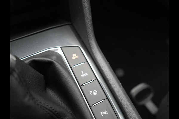Seat Tarraco 1.4 TSI e-Hybrid FR Plug In Hybrid 245pk Dealer O.H PHEV | Trekhaak af Fabriek | Lederen Sportstoelen Memory | Adaptive Cruise | 19"L.M | Parkassist & Camera | Virtual | Keyless | Stuurverwarming |