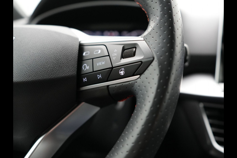 Seat Tarraco 1.4 TSI e-Hybrid FR Plug In Hybrid 245pk Dealer O.H PHEV | Trekhaak af Fabriek | Lederen Sportstoelen Memory | Adaptive Cruise | 19"L.M | Parkassist & Camera | Virtual | Keyless | Stuurverwarming |