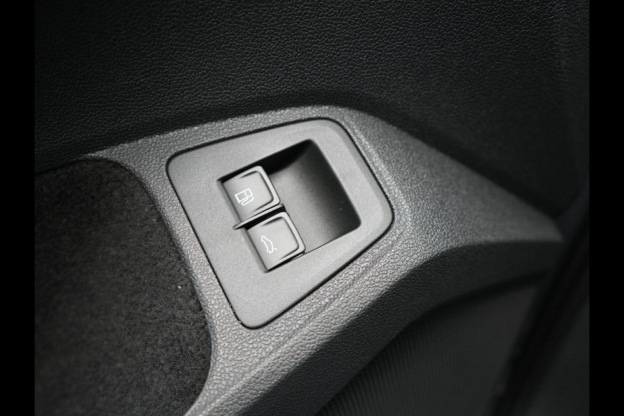 Seat Tarraco 1.4 TSI e-Hybrid FR Plug In Hybrid 245pk Dealer O.H PHEV | Trekhaak af Fabriek | Lederen Sportstoelen Memory | Adaptive Cruise | 19"L.M | Parkassist & Camera | Virtual | Keyless | Stuurverwarming |