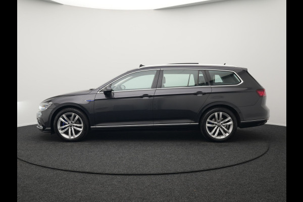 Volkswagen Passat Variant 1.4 TSI GTE Highline Plug in Hybrid PHEV | Panodak | Adaptive Cruise | Alcantara Sportstoelen | Carplay | IQ Led | 360 Camera |