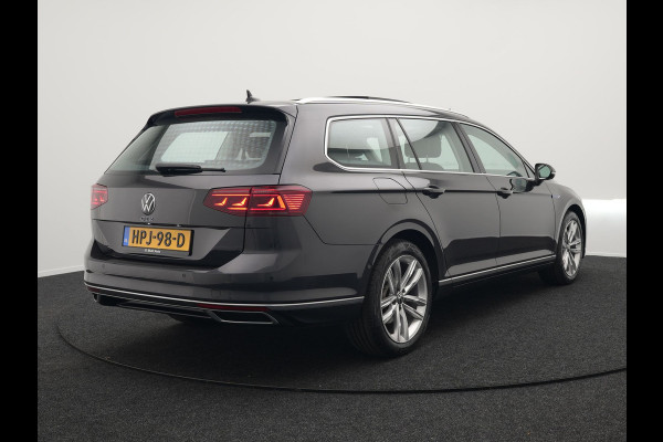 Volkswagen Passat Variant 1.4 TSI GTE Highline Plug in Hybrid PHEV | Panodak | Adaptive Cruise | Alcantara Sportstoelen | Carplay | IQ Led | 360 Camera |