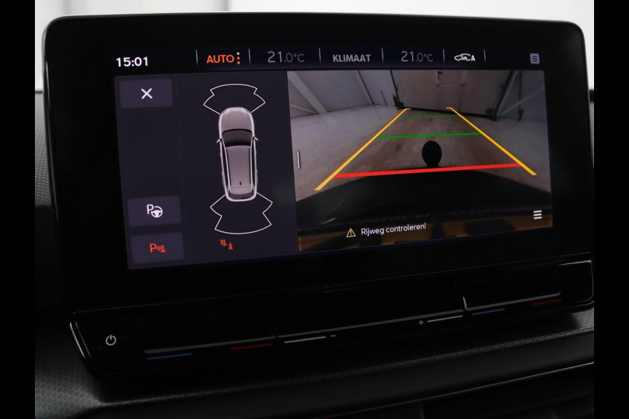 Seat Leon 1.5 eTSI Style Launch Edition | Trekhaak | Carplay | Adaptive cruise | Camera | Navigatie | Park Assist | Climate control