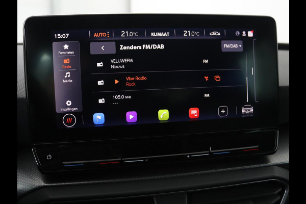 Seat Leon 1.5 eTSI Style Launch Edition | Trekhaak | Carplay | Adaptive cruise | Camera | Navigatie | Park Assist | Climate control