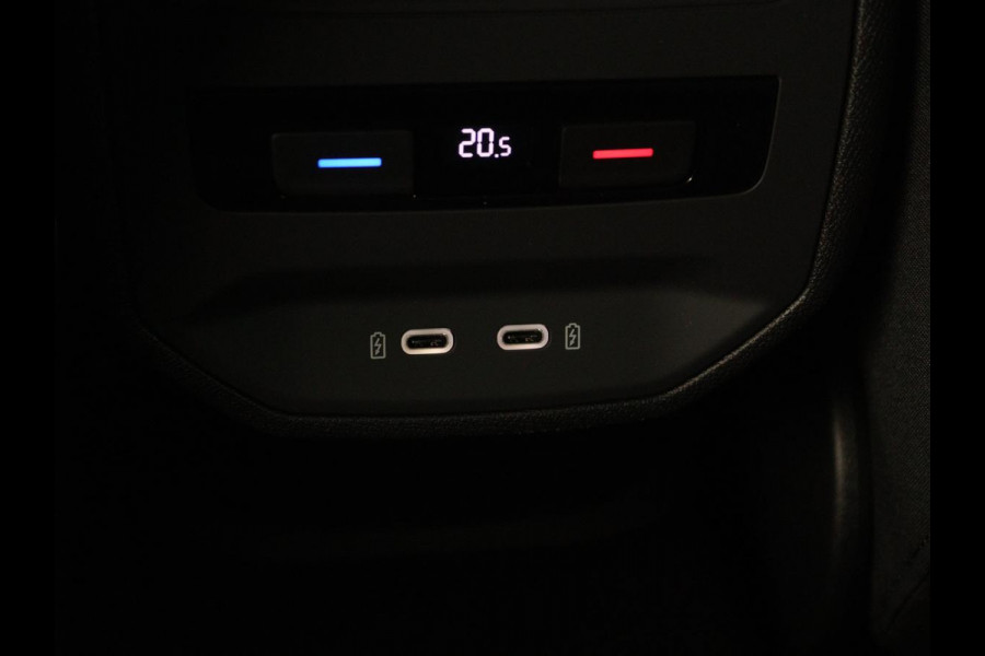 Seat Leon 1.5 eTSI Style Launch Edition | Trekhaak | Carplay | Adaptive cruise | Camera | Navigatie | Park Assist | Climate control