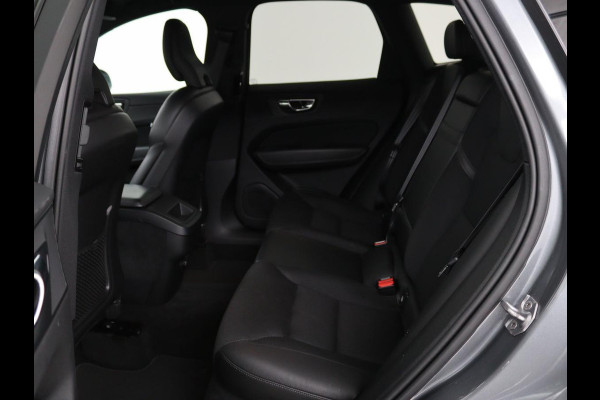 Volvo XC60 2.0 D4 Momentum Pro | Trekhaak | Camera | Half leder | Carplay | Navigatie | Full LED | Climate control | Getint glas | Parkeerhulp