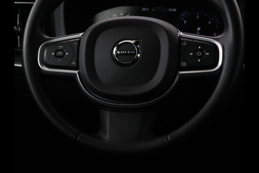 Volvo XC60 2.0 D4 Momentum Pro | Trekhaak | Camera | Half leder | Carplay | Navigatie | Full LED | Climate control | Getint glas | Parkeerhulp