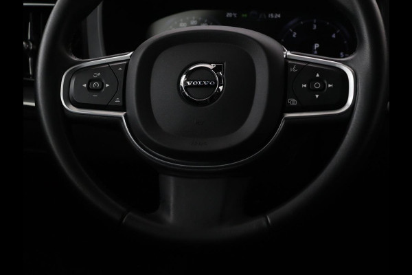 Volvo XC60 2.0 D4 Momentum Pro | Trekhaak | Camera | Half leder | Carplay | Navigatie | Full LED | Climate control | Getint glas | Parkeerhulp