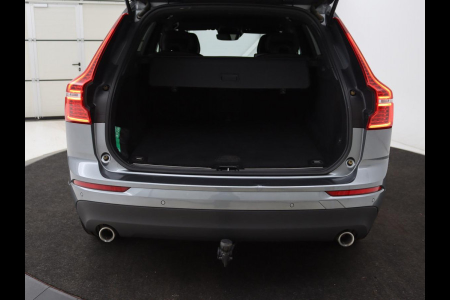 Volvo XC60 2.0 D4 Momentum Pro | Trekhaak | Camera | Half leder | Carplay | Navigatie | Full LED | Climate control | Getint glas | Parkeerhulp