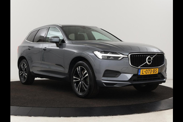 Volvo XC60 2.0 D4 Momentum Pro | Trekhaak | Camera | Half leder | Carplay | Navigatie | Full LED | Climate control | Getint glas | Parkeerhulp
