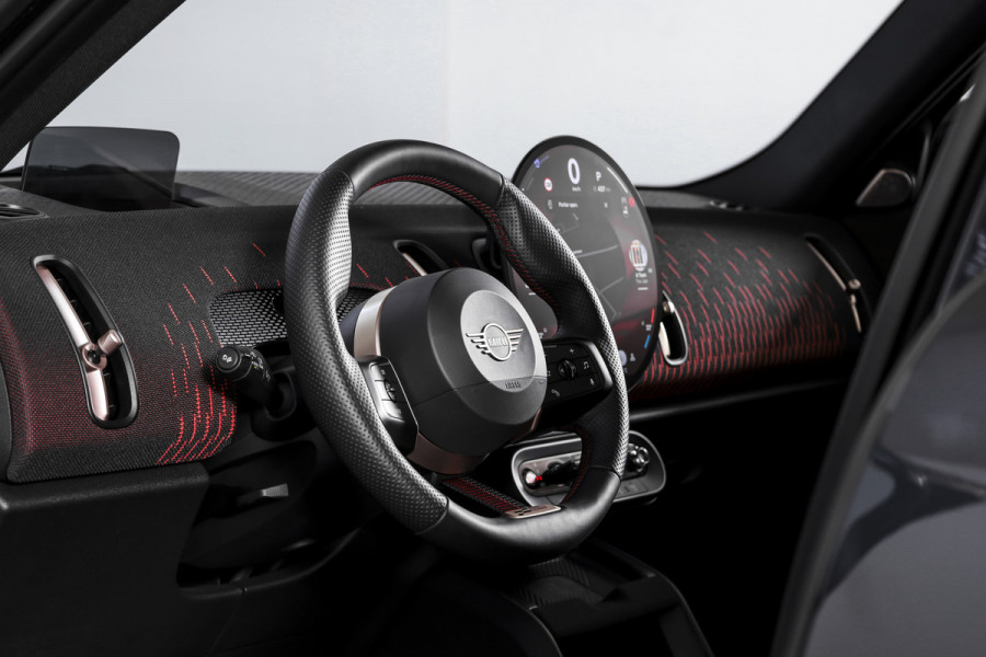 MINI Countryman 1.5 C 170 PK John Cooper Works Pakket XL | S/K-Panodak | Dig. Cockpit | Adapt. Cruise | Elek. Stoel | Stoel-+Stuurverw. | PDC | 360 Camera | NAV + App. Connect | ECC | Elek. Klep. | Elek. Trekhaak | LM 20" | 2000