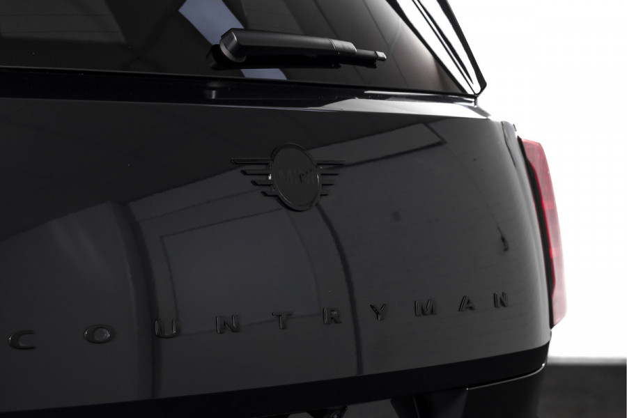 MINI Countryman 1.5 C 170 PK John Cooper Works Pakket XL | S/K-Panodak | Dig. Cockpit | Adapt. Cruise | Elek. Stoel | Stoel-+Stuurverw. | PDC | 360 Camera | NAV + App. Connect | ECC | Elek. Klep. | Elek. Trekhaak | LM 20" | 2000