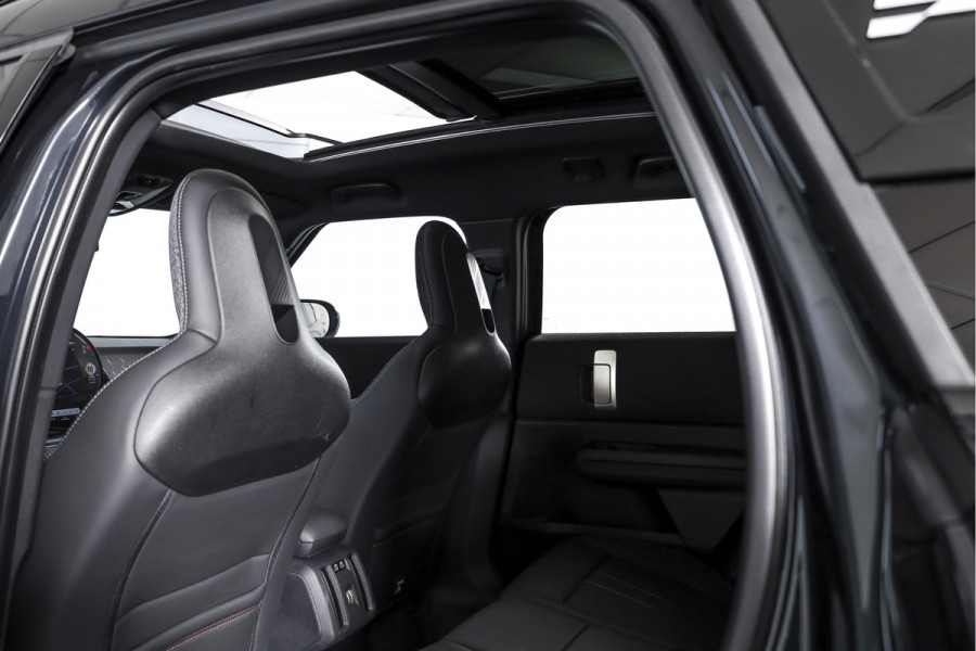 MINI Countryman 1.5 C 170 PK John Cooper Works Pakket XL | S/K-Panodak | Dig. Cockpit | Adapt. Cruise | Elek. Stoel | Stoel-+Stuurverw. | PDC | 360 Camera | NAV + App. Connect | ECC | Elek. Klep. | Elek. Trekhaak | LM 20" | 2000