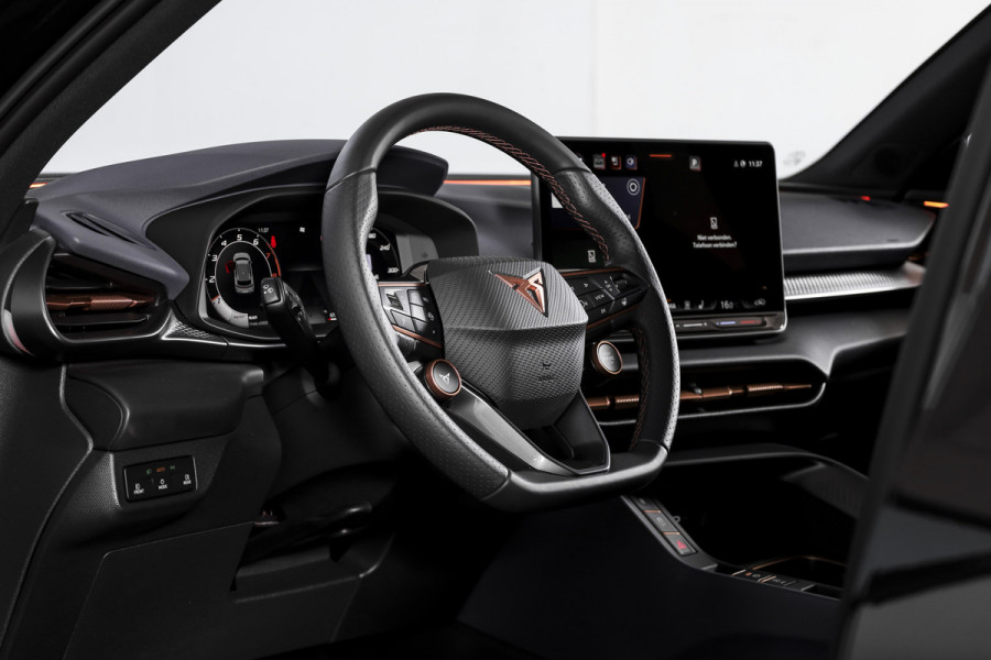 CUPRA Terramar 1.5 eTSI 150 PK Business - Automaat | Dig. Cockpit | Adapt. Cruise | Stoel-+Stuurverw. | PDC | Camera | App. Connect | ECC | Elek. Klep | LM 19" | 9453