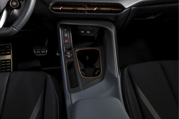 CUPRA Terramar 1.5 eTSI 150 PK Business - Automaat | Dig. Cockpit | Adapt. Cruise | Stoel-+Stuurverw. | PDC | Camera | App. Connect | ECC | Elek. Klep | LM 19" | 9453