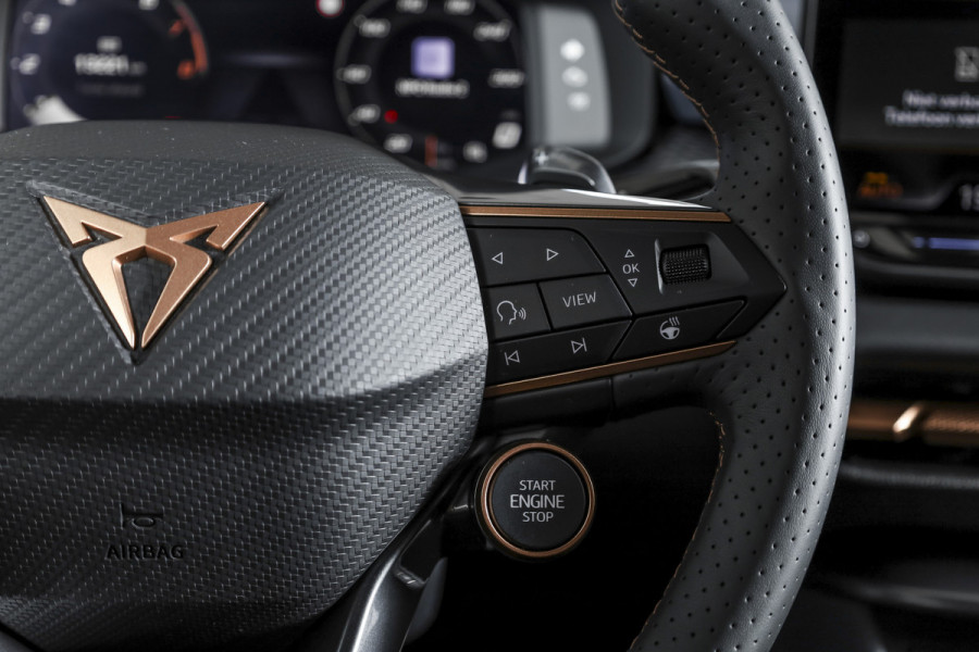 CUPRA Terramar 1.5 eTSI 150 PK Business - Automaat | Dig. Cockpit | Adapt. Cruise | Stoel-+Stuurverw. | PDC | Camera | App. Connect | ECC | Elek. Klep | LM 19" | 9453