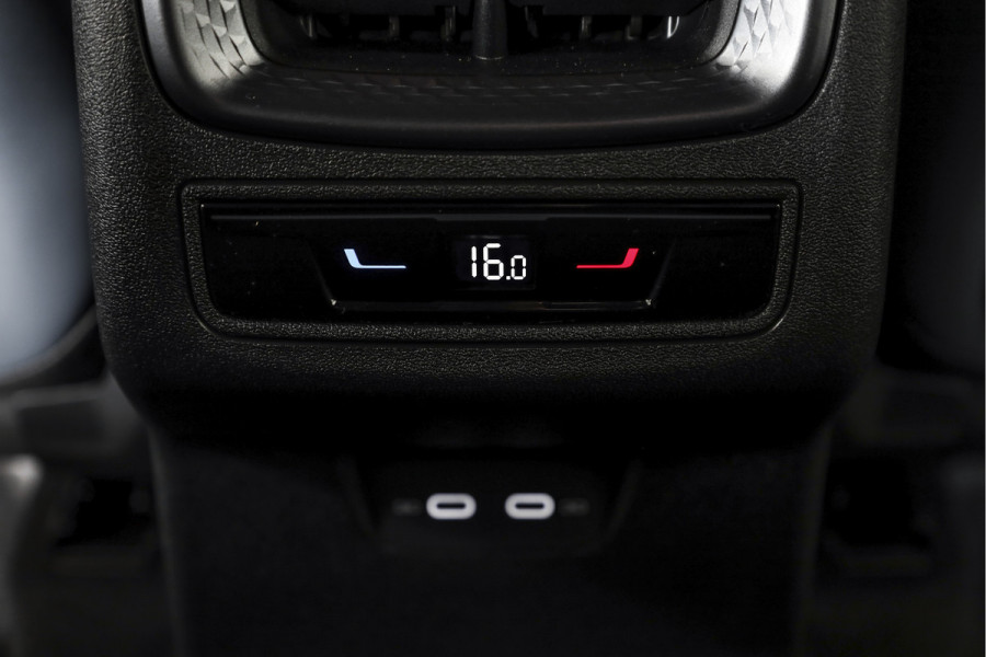 CUPRA Terramar 1.5 eTSI 150 PK Business - Automaat | Dig. Cockpit | Adapt. Cruise | Stoel-+Stuurverw. | PDC | Camera | App. Connect | ECC | Elek. Klep | LM 19" | 9453