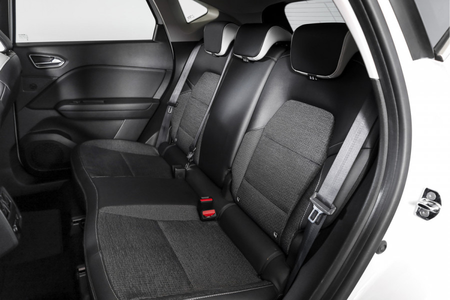 Renault Captur 1.3 TCe 155 PK Edition One - Automaat | Dig. Cockpit | Cruise | PDC | 360 Camera | NAV + App. Connect | ECC | DAB | LM 18" |