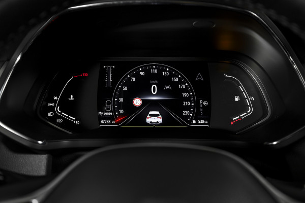 Renault Captur 1.3 TCe 155 PK Edition One - Automaat | Dig. Cockpit | Cruise | PDC | 360 Camera | NAV + App. Connect | ECC | DAB | LM 18" |