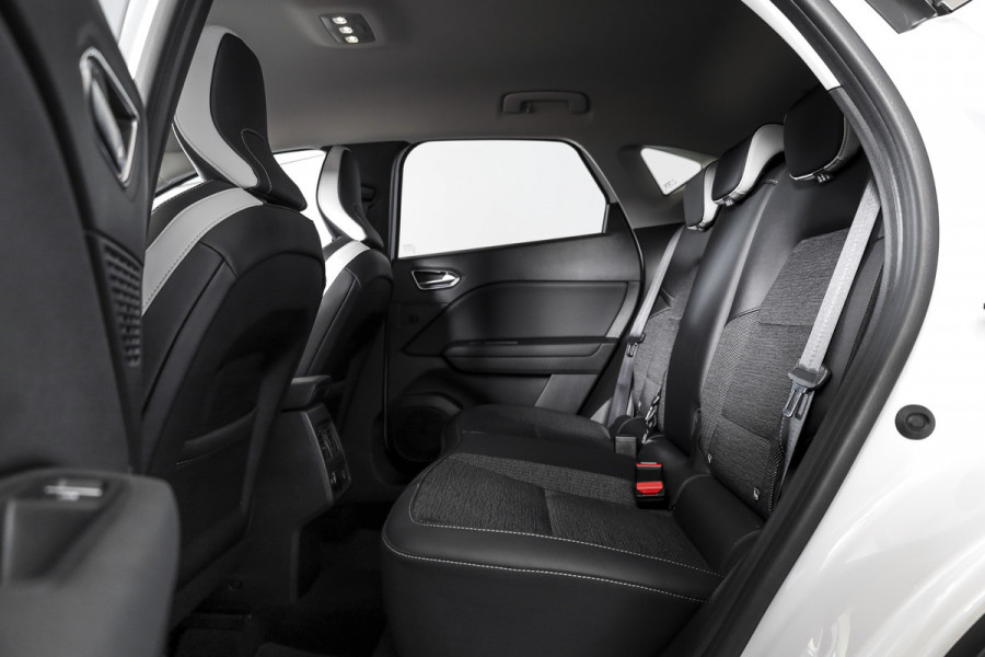Renault Captur 1.3 TCe 155 PK Edition One - Automaat | Dig. Cockpit | Cruise | PDC | 360 Camera | NAV + App. Connect | ECC | DAB | LM 18" |