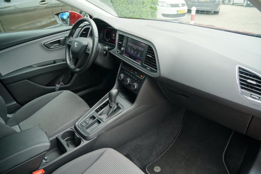 Seat Leon 1.5 TSI Style Ultimate Edition 150PK AUT. + VIRTUAL COCKPIT / CAMERA / CARPLAY / BEATS AUDIO