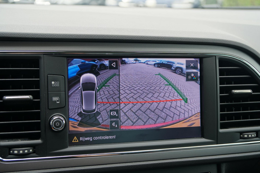 Seat Leon 1.5 TSI Style Ultimate Edition 150PK AUT. + VIRTUAL COCKPIT / CAMERA / CARPLAY / BEATS AUDIO