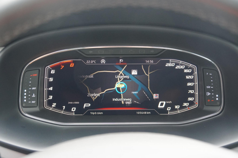 Seat Leon 1.5 TSI Style Ultimate Edition 150PK AUT. + VIRTUAL COCKPIT / CAMERA / CARPLAY / BEATS AUDIO