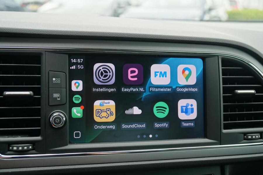 Seat Leon 1.5 TSI Style Ultimate Edition 150PK AUT. + VIRTUAL COCKPIT / CAMERA / CARPLAY / BEATS AUDIO
