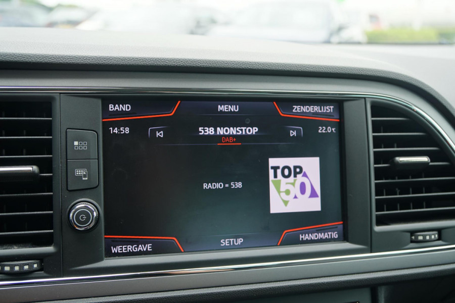Seat Leon 1.5 TSI Style Ultimate Edition 150PK AUT. + VIRTUAL COCKPIT / CAMERA / CARPLAY / BEATS AUDIO