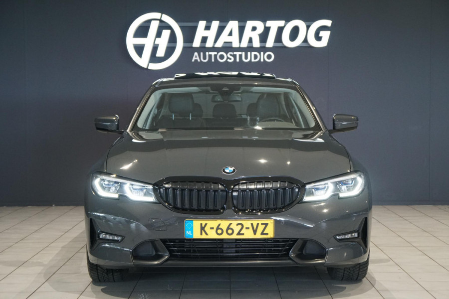 BMW 3 Serie 318i High Executive + SCHUIFDAK / LASERLIGHT / LEDER / TREKHAAK