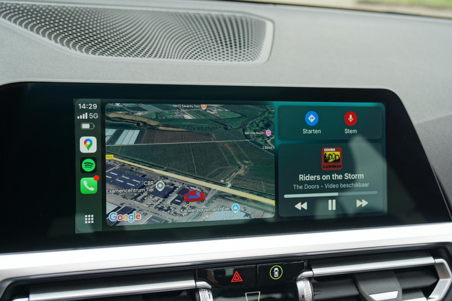 BMW 3 Serie 318i High Executive + SCHUIFDAK / LASERLIGHT / LEDER / TREKHAAK