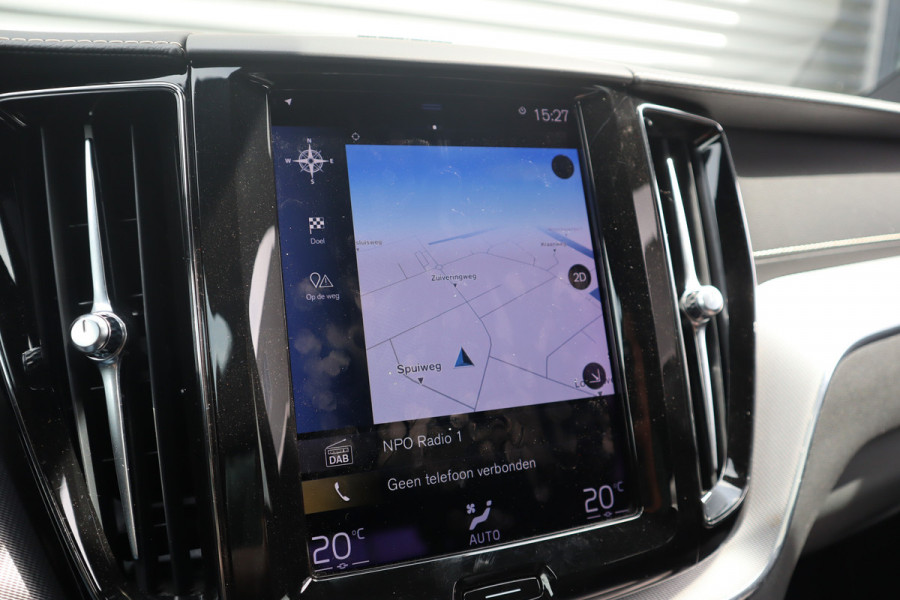 Volvo XC60 2.0 Recharge T6 AWD R-Design Panorama dak / Head-Up / Harman Kardon / 360 camera / Adaptieve cruise /