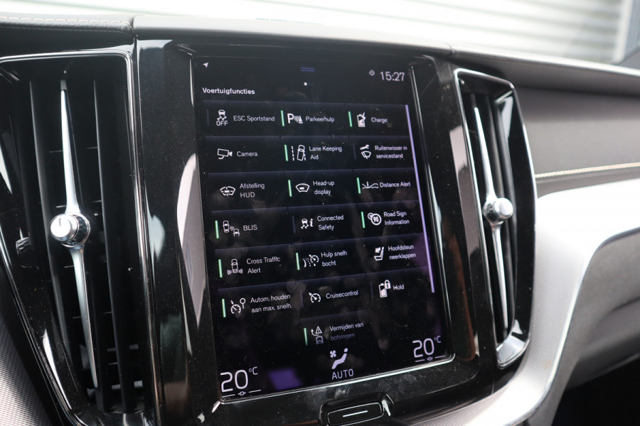 Volvo XC60 2.0 Recharge T6 AWD R-Design Panorama dak / Head-Up / Harman Kardon / 360 camera / Adaptieve cruise /