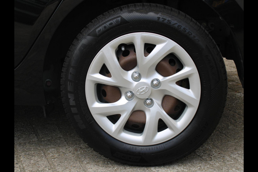 Hyundai i10 1.0i Comfort 5p. | AIRCO | 12 MAANDEN BOVAG GARANTIE |