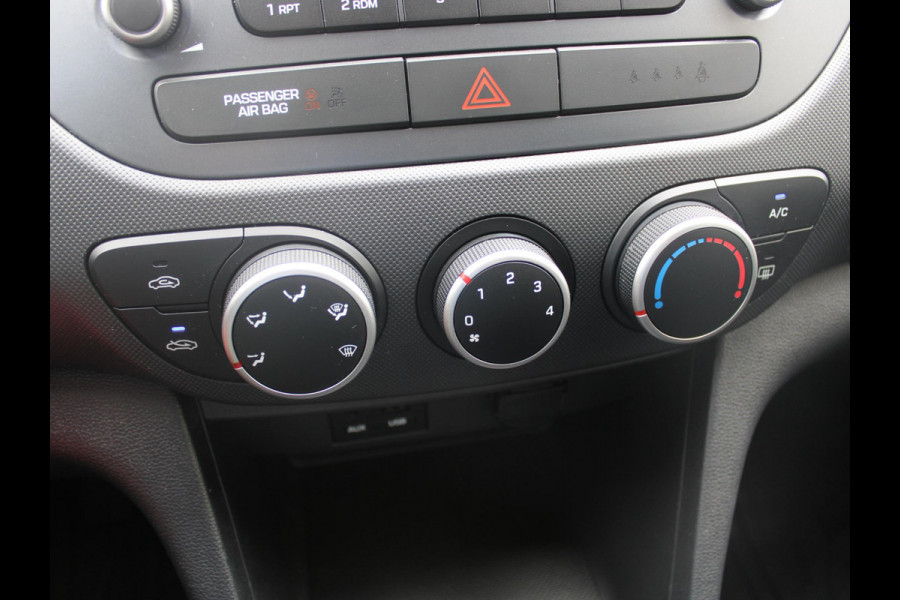 Hyundai i10 1.0i Comfort 5p. | AIRCO | 12 MAANDEN BOVAG GARANTIE |