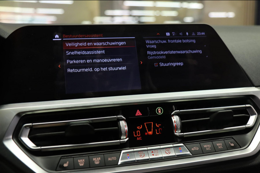 BMW 3-serie M340d xDrive M Sport /NAV/CARPLAY/STOELV/VOL