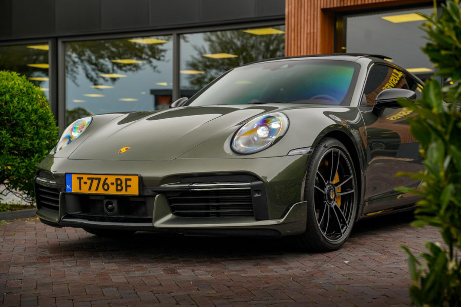 Porsche 911 3.8 Turbo S Aerokit Keramisch Schuifdak Burmester Keyless Liftsysteem Sportchrono 21''LM