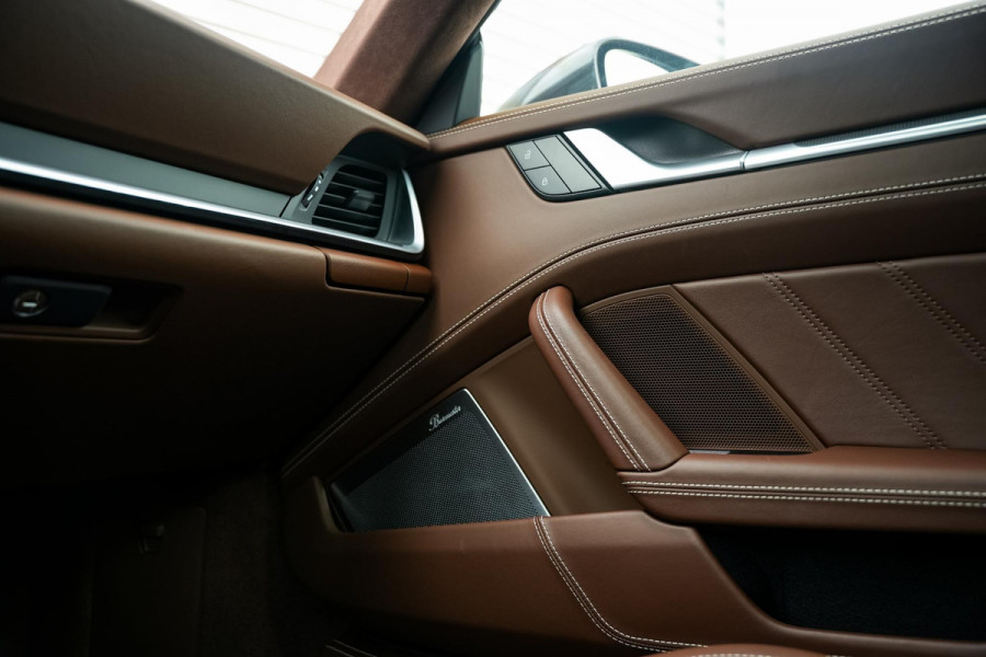 Porsche 911 3.8 Turbo S Aerokit Keramisch Schuifdak Burmester Keyless Liftsysteem Sportchrono 21''LM