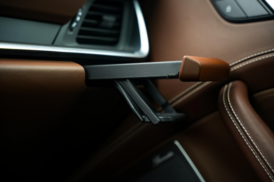 Porsche 911 3.8 Turbo S Aerokit Keramisch Schuifdak Burmester Keyless Liftsysteem Sportchrono 21''LM