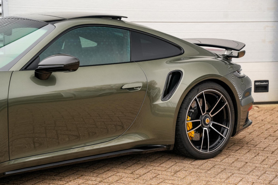 Porsche 911 3.8 Turbo S Aerokit Keramisch Schuifdak Burmester Keyless Liftsysteem Sportchrono 21''LM